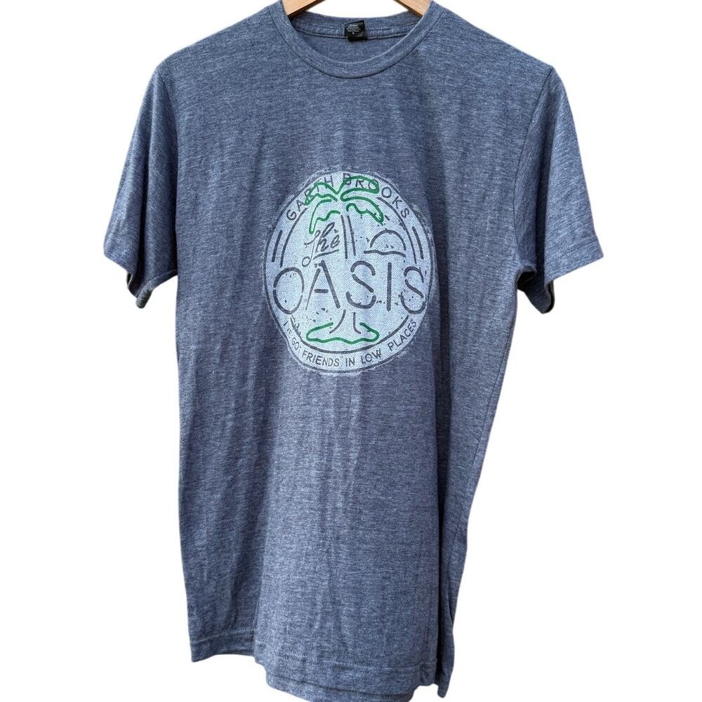 Garth Brooks The Oasis Friends in Low Places blue t-shirt Size Medium